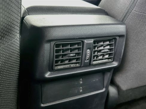 Used 2025 Toyota 4Runner SR5 AWD/4WD image 27