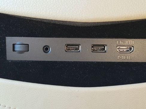 Used 2019 Cadillac Escalade Luxury image 17