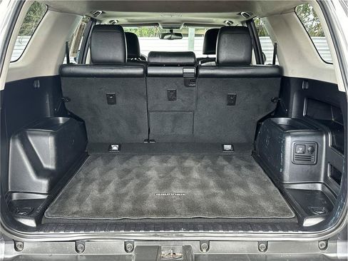 Used 2013 Toyota 4Runner SR5 w/ Premium Pkg AWD/4WD image 30
