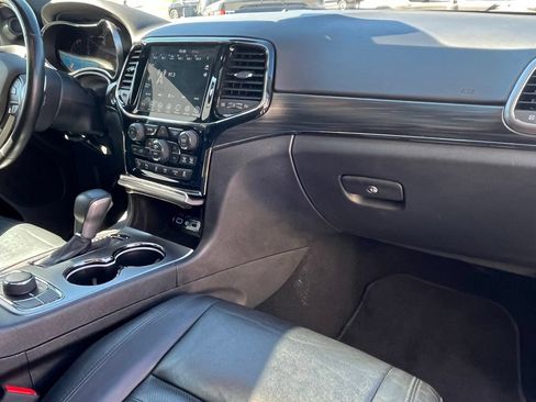 Used 2019 Jeep Grand Cherokee Limited X AWD/4WD image 24