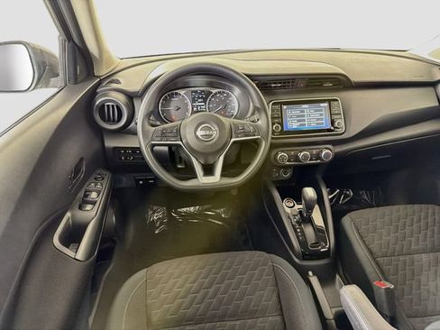 Used 2022 Nissan Kicks S FWD image 21