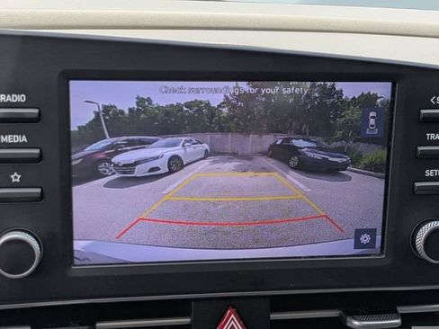 Used 2021 Hyundai Elantra SEL FWD image 21
