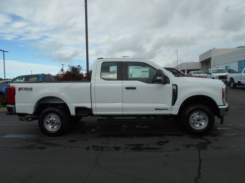 New 2026 Ford F250 XL w/ FX4 Off-Road Package image 31