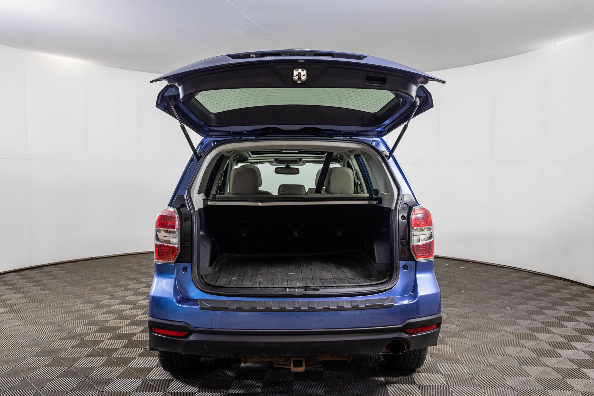 Used 2015 Subaru Forester 2.5i Premium w/ All-Weather Package AWD/4WD image 42