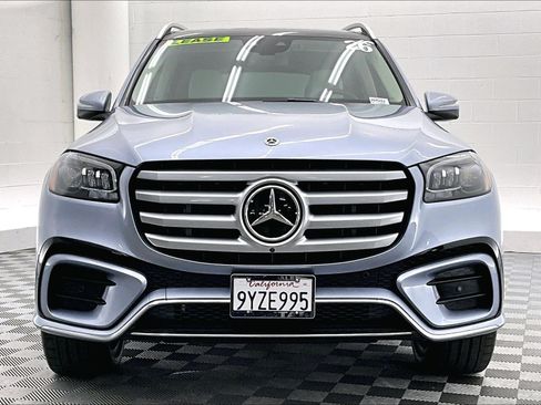 Used 2026 Mercedes-Benz GLS 450 4MATIC image 2