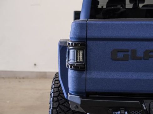 Used 2025 Jeep Gladiator Sport AWD/4WD image 42
