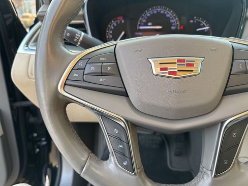 Used 2019 Cadillac XT5 Luxury image 30