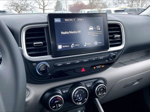 New 2026 Hyundai Venue SEL image 7