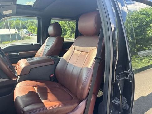 Used 2014 Ford F250 King Ranch w/ FX4 Off-Road Package AWD/4WD image 10