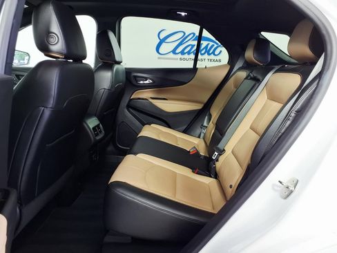 Used 2023 Chevrolet Equinox Premier AWD/4WD image 8