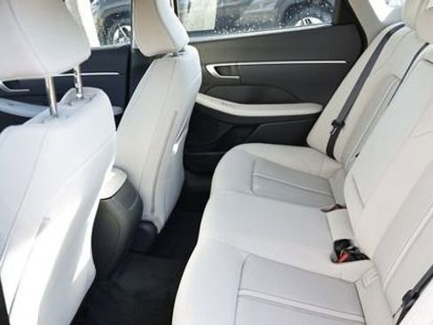 New 2026 Hyundai Sonata SEL FWD image 9