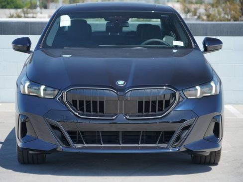 New 2027 BMW 530i w/ M Sport Package RWD image 2