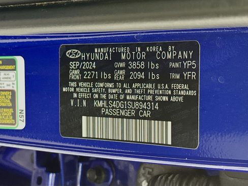 Used 2025 Hyundai Elantra SEL image 55