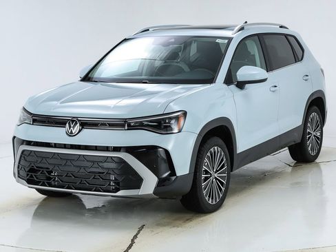 New 2026 Volkswagen Taos SE FWD image 38