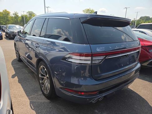 Used 2021 Lincoln Aviator Grand Touring w/ Equipment Group 302A AWD/4WD image 3