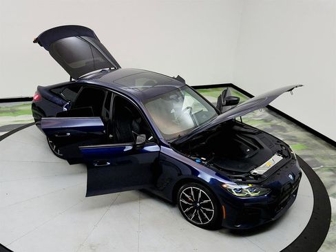 Used 2023 BMW i4 M50 image 39