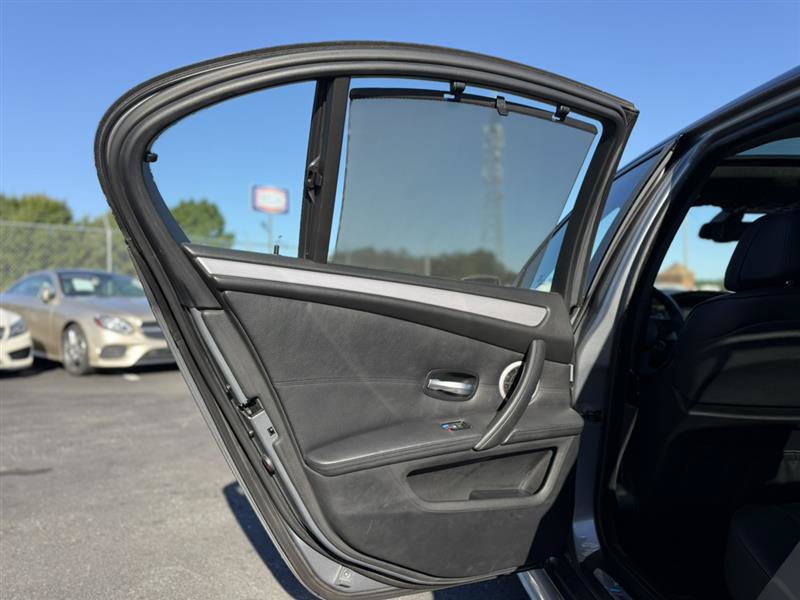 Used 2008 BMW M5 RWD image 46