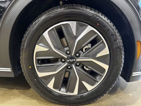 Used 2024 Kia EV6 Light AWD/4WD image 64