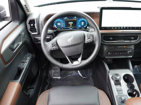 Used 2025 Ford Bronco Sport Outer Banks w/ Outer Banks Tech Package+ image 19