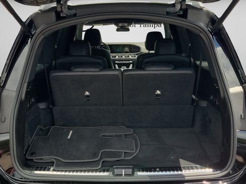 Used 2023 Mercedes-Benz GLS 580 4MATIC image 5