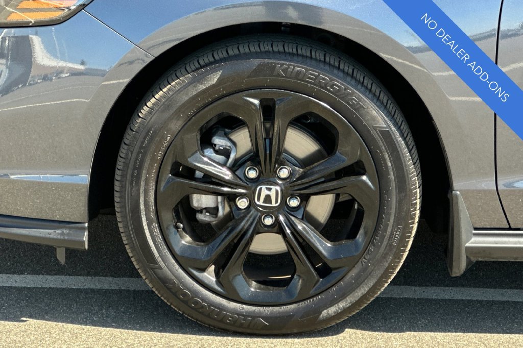 Certified 2025 Honda Accord SE image 31