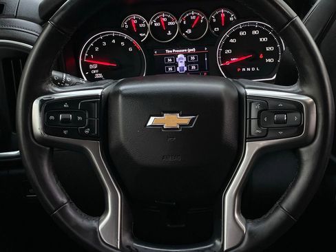 Used 2019 Chevrolet Silverado 1500 LT w/ Texas Edition image 13