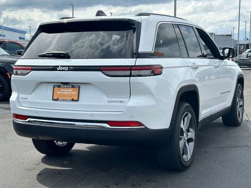 Certified 2023 Jeep Grand Cherokee Limited w/ Trailer Tow Prep Group (B) AWD/4WD image 7