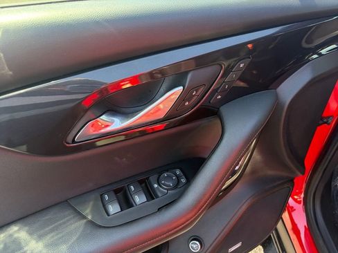 Certified 2020 Chevrolet Blazer RS FWD image 11