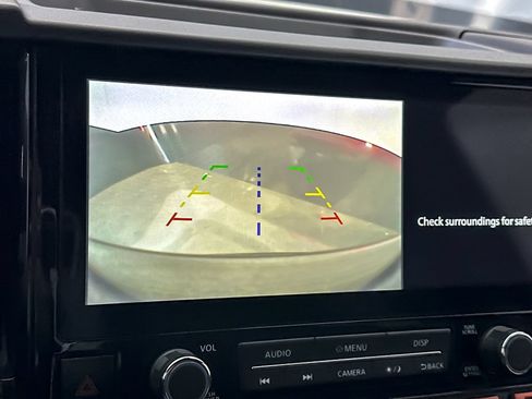 Used 2025 Nissan Frontier Pro-X RWD image 17