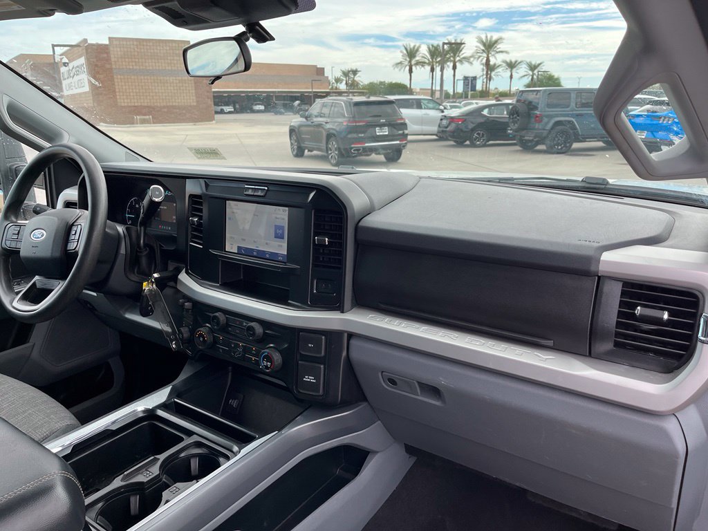 Used 2025 Ford F350 XLT w/ FX4 Off-Road Package AWD/4WD image 18