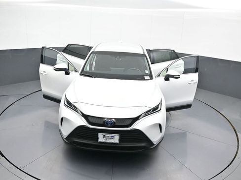 Certified 2024 Toyota Venza LE image 45