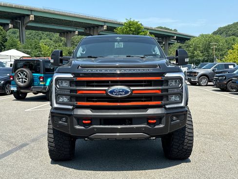 Used 2024 Ford F250 Lariat w/ Lariat Ultimate Package AWD/4WD image 2