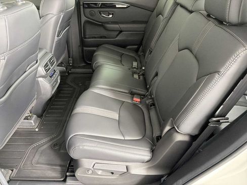 Used 2025 Honda Pilot EX-L image 20