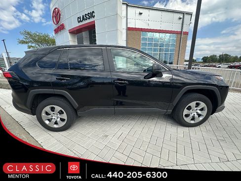 Certified 2023 Toyota RAV4 LE AWD/4WD image 1