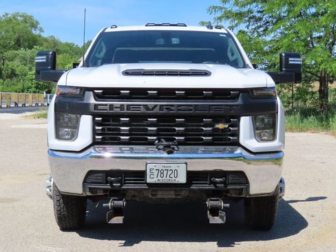 Used 2023 Chevrolet Silverado 3500 W/T w/ WT Convenience Package AWD/4WD image 4