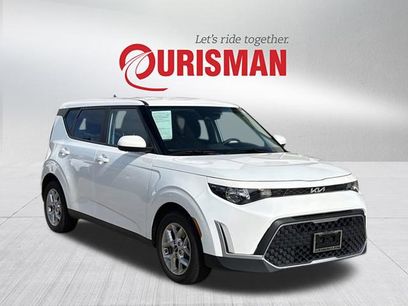 Used 2024 Kia Soul LX w/ Option Group 015