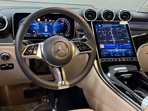 Certified 2025 Mercedes-Benz GLC 350e 4MATIC image 35