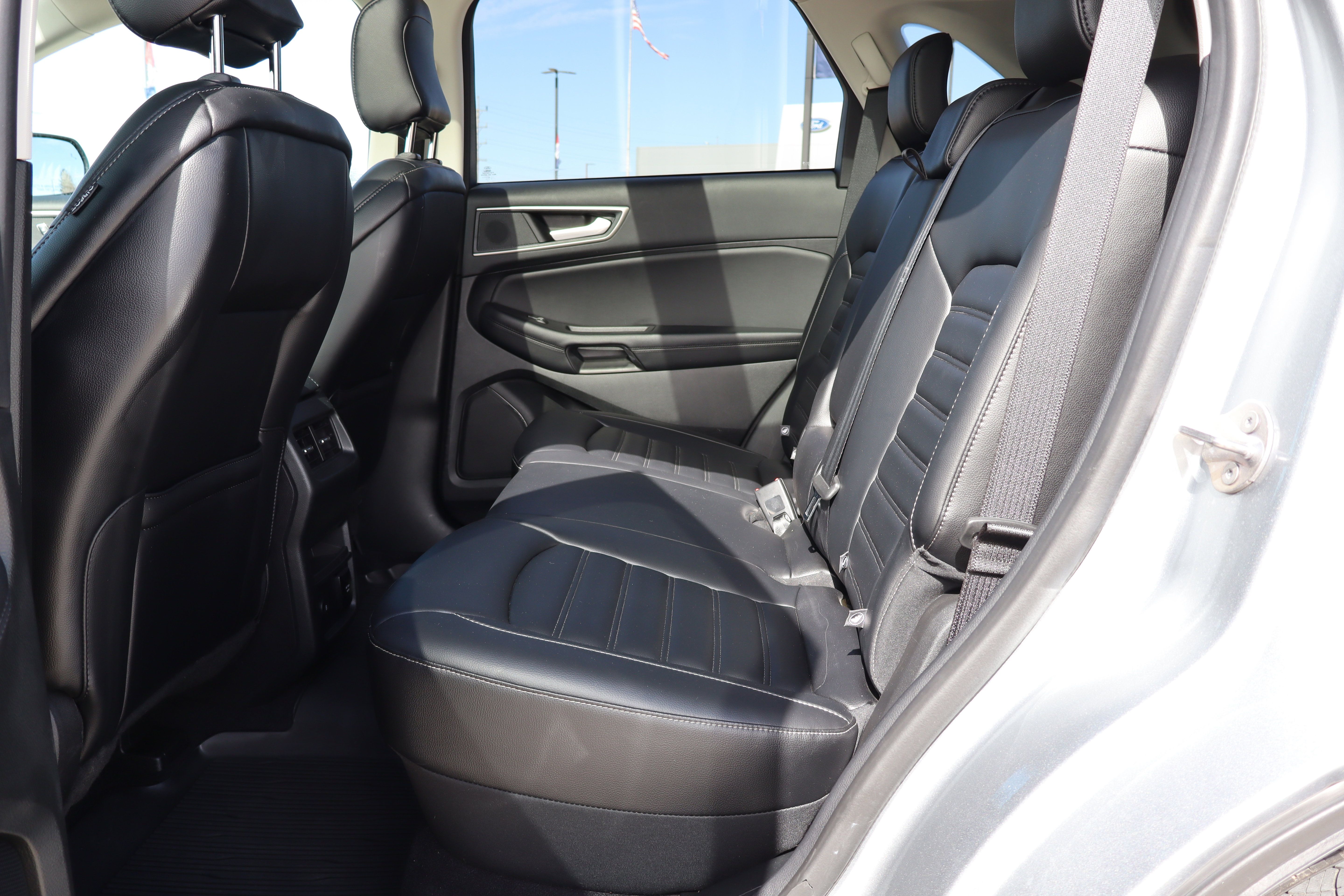 Used 2024 Ford Edge SEL w/ Convenience Package AWD/4WD image 11