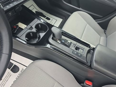 Used 2023 Toyota Prius LE image 20