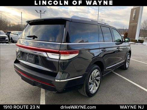 Certified 2022 Lincoln Navigator Reserve image 7
