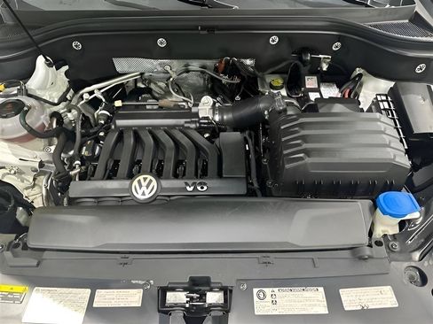 Used 2018 Volkswagen Atlas SEL Premium AWD/4WD image 7