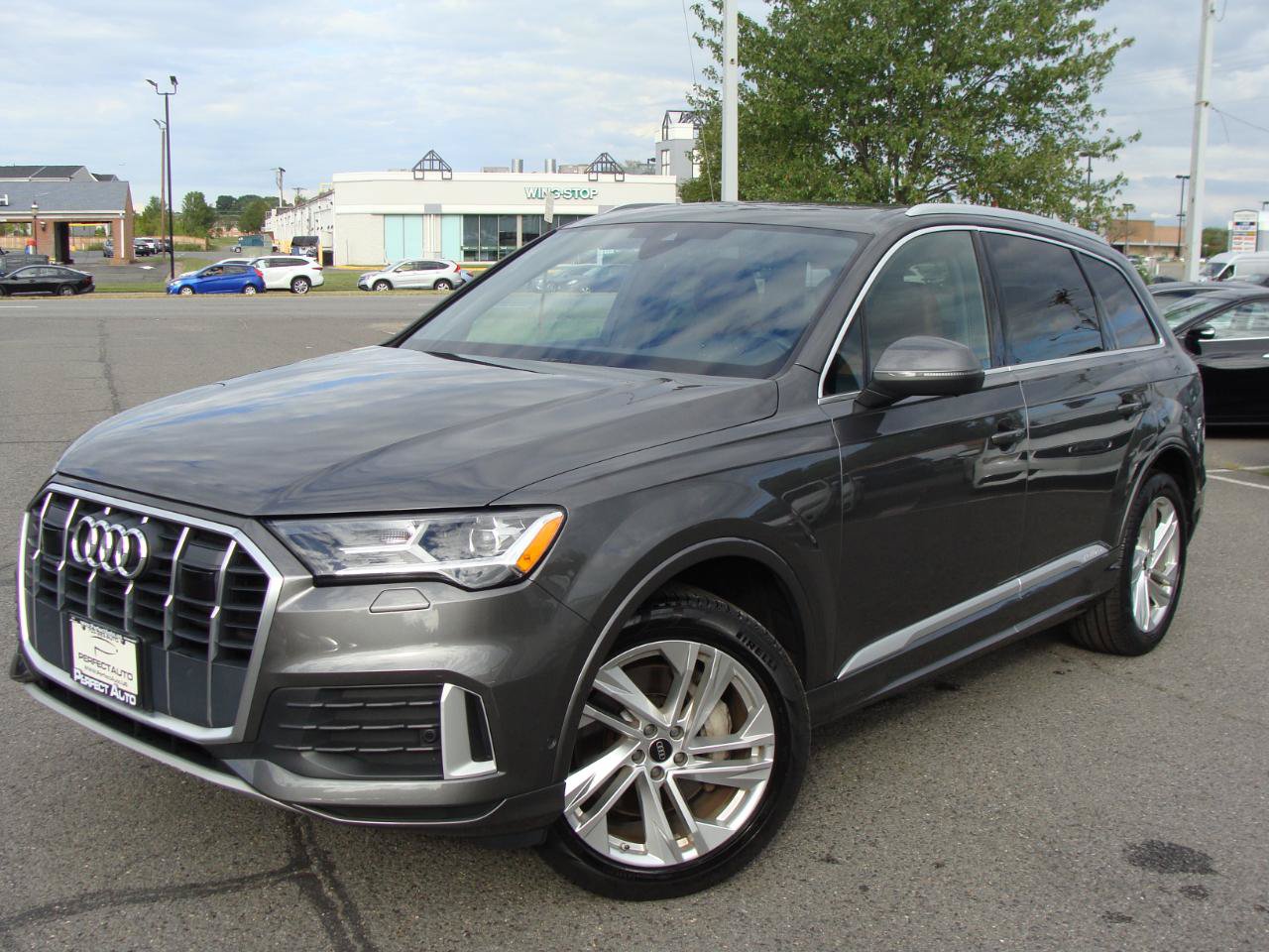 Used 2024 Audi Q7 2.0T Premium AWD/4WD image 3