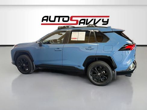 Used 2024 Toyota RAV4 SE AWD/4WD image 4