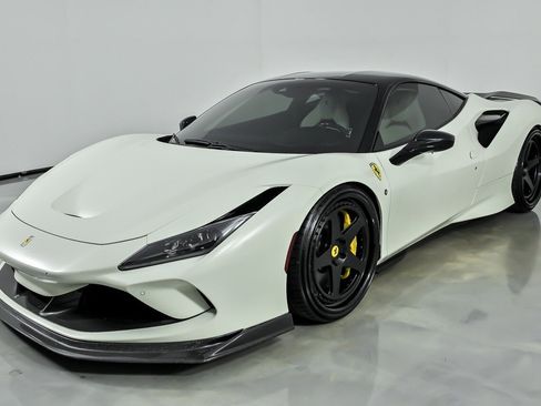 Used 2020 Ferrari F8 Tributo RWD image 5