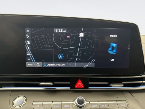 Used 2024 Hyundai Elantra SEL FWD image 15