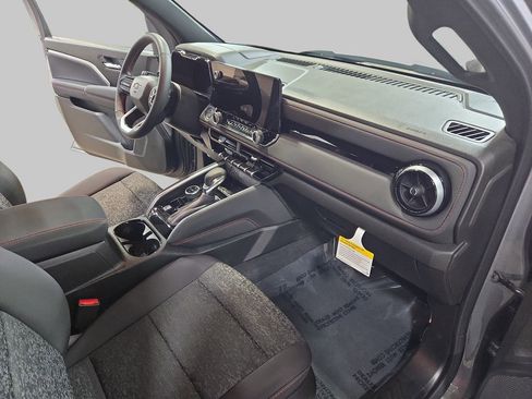 New 2026 Chevrolet Colorado Z71 w/ Midnight Edition image 10