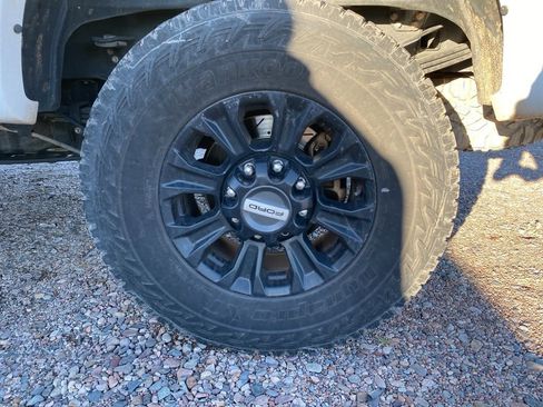 Used 2020 Ford F350 XLT w/ Tremor Off-Road Package image 5