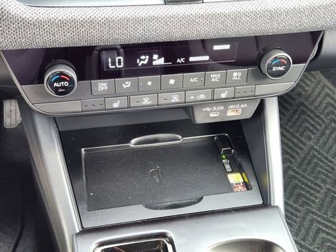 New 2026 Subaru Outback Premium image 15