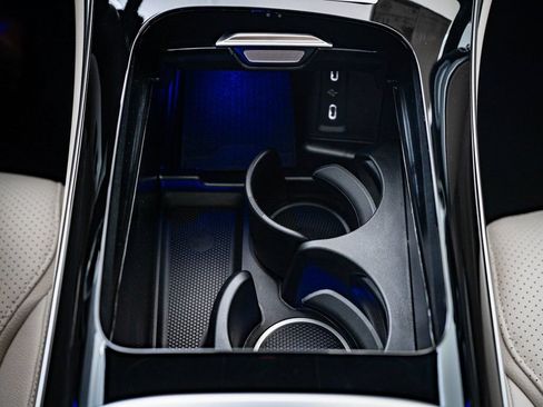 Certified 2026 Mercedes-Benz GLC 300 4MATIC image 32