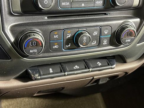Used 2015 Chevrolet Silverado 1500 LT w/ All Star Edition AWD/4WD image 34